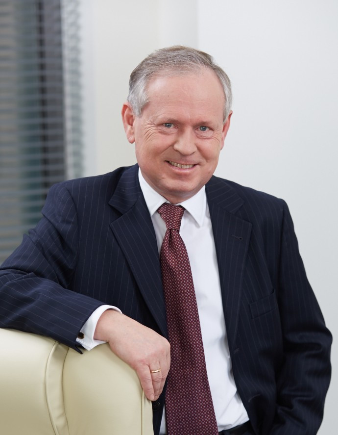 DR. WITOLD DANILOWICZ